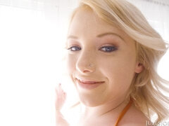 Pik sutte, Sød, Håndjob, Slikning, Fisse, Stripning, Teenager, Bryster