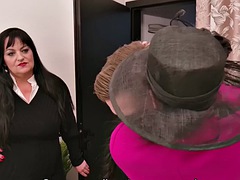 Peitos grandes, Loba, Europeu, Mulher dominante, Couro, Maduroa, Tetas