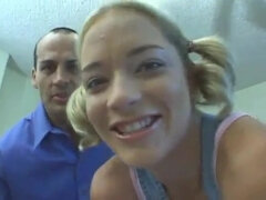 Blondýna, Kuřba, Stříkání spermatu, Dávení penisem, Honění, Hardcore, Milf žcbp, Kozičky