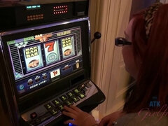 Łazienka, Duże cycki, Włochaty, Drobna, Pirsing, Punkt widzenia, Tatuaż, Cycki