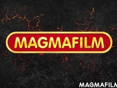 Blondine, Sædskud, Hundestilling, Give finger, Piercing, Strømper, Teenager, Bryster