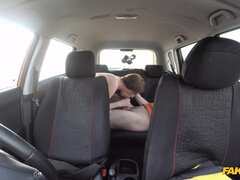 Lízaní zadků, Kuřba, Honění, Venku, Párty