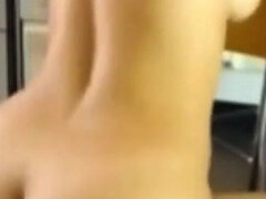 18, Stor rumpe, Blotting, Hjemmelaget, Naken, Offentlig, Alene, Tenåring