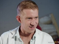 Blondin, Avsugning, Snopp, Doktor, Doggystyle, Ansiktsbehandling, Klackar, Rakad