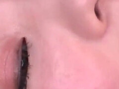 18, Amatör, Asiatisk, Avsugning, Naturliga tuttar, Tonåring, Trekant