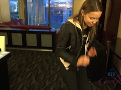 Amatőr, Popó, Szőke, Nagylány, Filigrán alkatú, Nézőpont, Nuni, Begyek