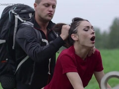Arwen Gold gets her hiker hole blasted with intensity