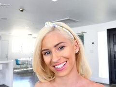 18 jaar, Amerikaans, Blond, Eerste keer, Hd, Reusachtig, Klein, Tiener