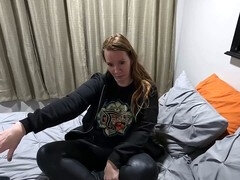Inexperienced mom does her first man meat review for a fan