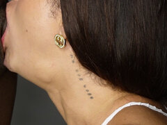 Amatorka, Duży tyłek, Duże cycki, Obciąganie, Wytrysk, Latynoska