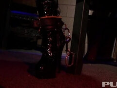 Bondage, Stövlar, Hardcore, Klackar, Underkläder, Onani, Piercing, Leksaker