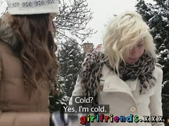 18 éves, Hatalmas hátsó, Gesztenyebarna, Hd, Leszbikus, Természetes mellek, Nuni, Tini