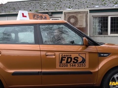 69:an, Amatör, Avsugning, Bil, Doggystyle, Handjobb, Slick, Fitta