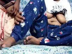 Amateur, Beso negro, Culo grande, Bisexual, Coche, Universidad, Pareja, Uniforme