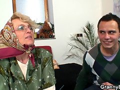 Hálószoba, Cumizás, Mélytorok, Poharak, Nagyapa, Nagyi, Érett koros, Valóság