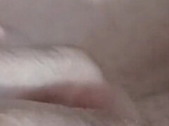 Enthousiasteling, Bruinharig, Jonge meid, Huisgemaakt, Lesbisch, Orgasme, Kut duiken, Trio