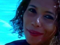 Μαύρος, Συμπαθητική, Πισίνα