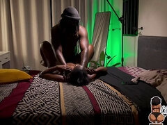 Grosser arsch, Besamung, Schwarz, Grufti, Latina, Massage, Reif, Jungendliche (18+)