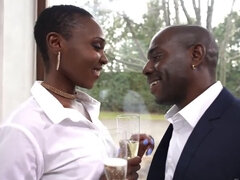 Fekete, Cumizás, Érett feleség, Pornósztárok, Harisnya