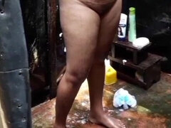 Outdoor Bathing Video in Srilanka