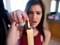 Amateur, Grosse bite, Brunette brune, En levrette, Petite femme, Maigrichonne, Adolescente, Nénés