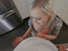 Amateur, Américain, Blonde, Bâillonner, Petite amie, Cuisine, Seins naturels, Nénés