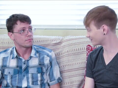 Stepbrothers compete who can fuck mommy better today