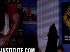 Pik sutte, Brunette, Hundestilling, Dobbelt penetration, Fisse, Mager, Teenager, Bryster