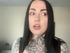 18, Femdom, Solo, Tatuering, Tonåring