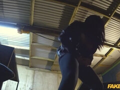 Popó, Ondó fröcskölés, Nyalás, Szabadban, Nézőpont, Nuni, Fenekelés, Uniformis