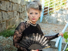 Duży tyłek, Duży kutas, Blondynka, Obciąganie, Ubrani, Styl na pieska, Mamuśka, Pończochy