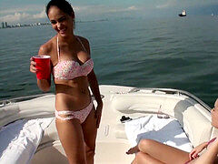 Anal, Plage, Gros clito, Pute