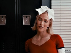 Lizanje anusa, Blondinka, Rjavolaska, Pete, Lezbijke, Hlačke, Muco, Joške