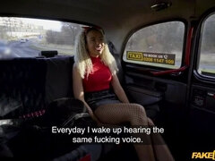 Leie, Blondine, Stiefel, Auto, Spermaladung, Europäisch, Piercing, Titten