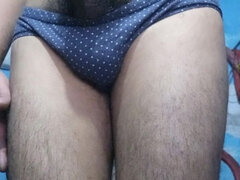 Amateur, Travestis, Tir de sperme, Branlette thaïlandaise, Indienne, Lingerie, Masturbation, Solo