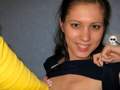 Leie, Grosser schwanz, Blasen, Braunhaarige, Hundestellung, Kurzes haar, Jungendliche (18+), Titten