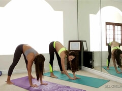 Cul, Gros cul, Lesbienne, Léchez, Chatte, Adolescente, Nénés