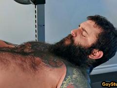 Horny stud pussydrilling his twink slut