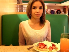 Hæle, Massage, Onani, Monster, Orgasme, Offentlig, Solo, Sprøjter