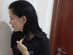 Amateur, Sucer une bite, Brunette brune, Tir de sperme, Branlette thaïlandaise, Mère que j'aimerais baiser, Maman, Belle mère