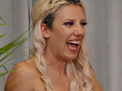 18 éves, Hatalmas hátsó, Tekintélyes didik, Ráélvezés, Kutya póz, Család, Tini, Begyek