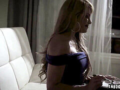 Obciąganie, Brunetka, Kuchnia, Tatuaż, Nastolatki