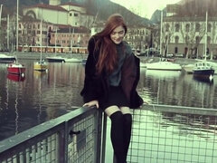 Tekintélyes didik, Csikló, Kutya póz, Hd, Maszti, Orgazmus, Filigrán alkatú, Vöröshajú