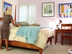 Biszexuális, Csókolózás, Leszbikus, Érett koros, Érett feleség, Anyuci, Orgazmus, Durva