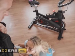 Kuřba, Dildo, Tvrdé kecy, Na psíka, Telocvičňa, Obrovský, Striekať, Fajka  sanie