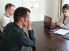 18 años, Culo grande, Verga grande, Mamada, Corridas, Estilo perrito, Tetas naturales, Adolescente