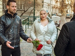 Grosse titten, Vollbusig, Paar, Gehörnter ehemann, Tschechisch, Hd, Geld, Realität