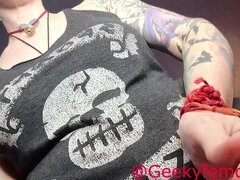 Amador amadora, Peitos grandes, Fetiche, Piercing, Solo chão, Apertar