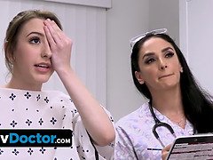 Kuřba, Brunetka, Striekanie semena, Hlboký orál, Na psíka, Honění, Hardcore, Drobunké