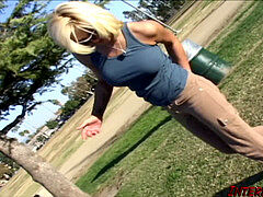 Stor pik, Sort, Pik sutte, Sædskud, Bryster